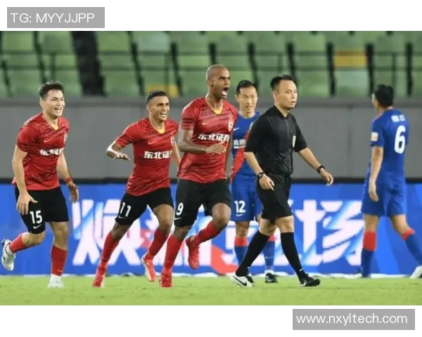 深圳排球队以71分领跑城市联赛积分榜展现强劲实力